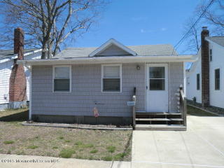 1822 Pine Ter, Belmar, NJ 07719-2920