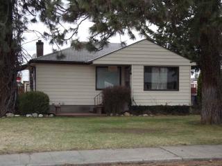 5503 Walnut St, Spokane WA  99205-6748 exterior