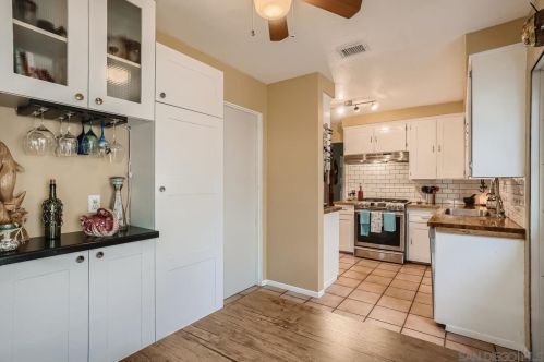 4566 Toni Ln, La Mesa CA  91942-5855 exterior