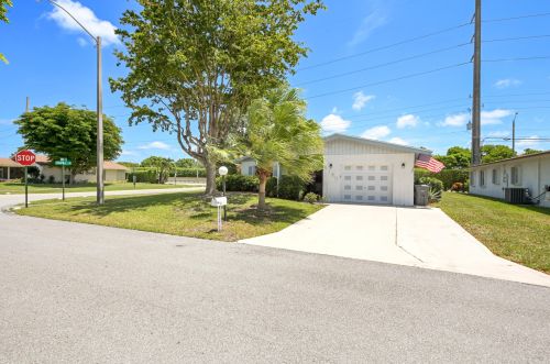 6160 Stanley Ln, Delray Beach, FL 33484-1508