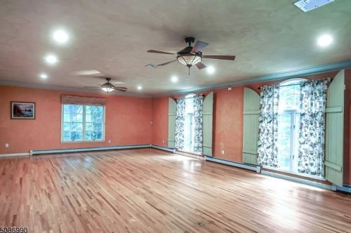 6 Natale Dr, Sparta NJ  07871-3034 exterior