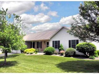1655 Willow Dr, Easton, PA 18040-8162