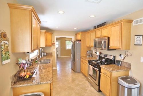 231 Hazel St, La Habra CA  90631-5480 exterior