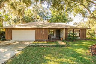 2000 Bedford Dr, Titusville, FL 32796-1085