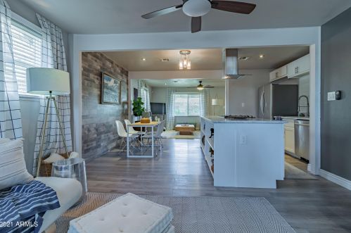 1106 12 St, Phoenix AZ 85086-7448 exterior