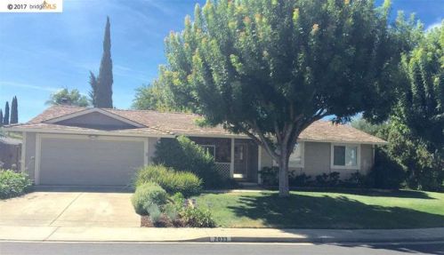 2033 Oakridge Ln, West Pittsburg, CA 94565-5650