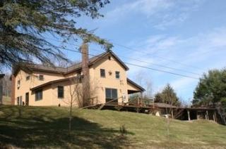 360 Southwoods Rd, Inez, PA 16915-8520