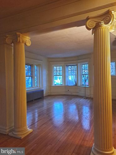 1339 Dekalb St, Norristown PA  19401-3403 exterior