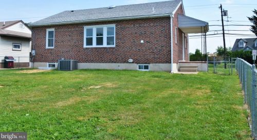 2210 Chichester Ave, Boothwyn PA  19061-3743 exterior