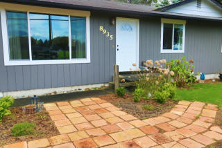 8935 Northwood Rd, Lynden, WA 98264-9549