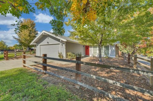 6631 Mercedes Ave, Citrus Heights CA  95621-5413 exterior