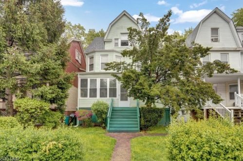 68 Eppirt St, East Orange NJ  07018-2505 exterior