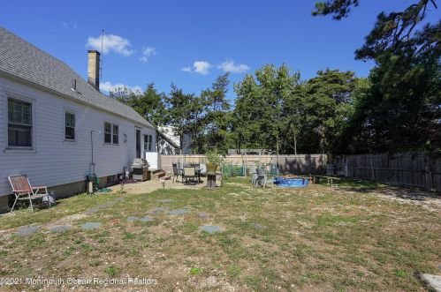 532 Smith Dr, Point Pleasant Beach NJ  08742-5432 exterior