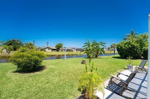 33 Bunker Cir, Placida FL  33947-2109 exterior