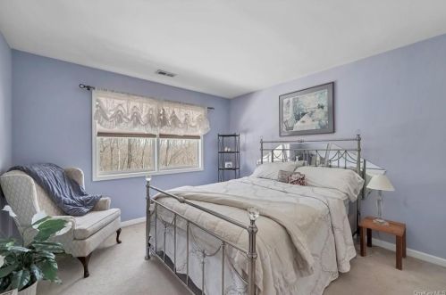 45 Deer Crossing Dr, Fishkill NY  12524-1365 exterior