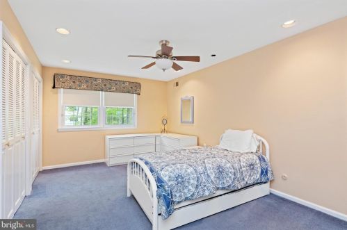 3218 Bruce Dr, Dresher PA  19025-1637 exterior