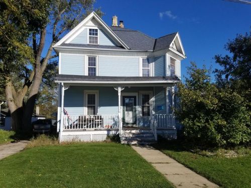 210 Jefferson St, Mukwonago, WI 53149-1602