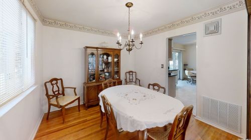 17 Pickwick Hill Dr, Huntington Station NY  11746-1240 exterior