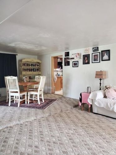 121 Narrows Rd, South Connellsville PA  15425-6145 exterior