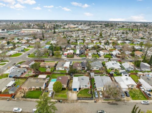 3832 El Oro St, North Highlands CA  95660-4815 exterior