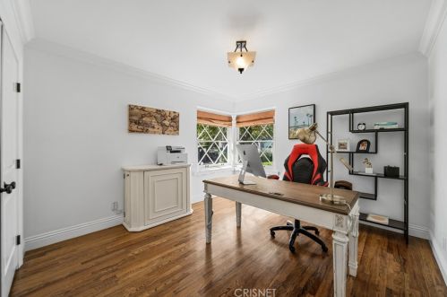 14950 Leadwell St, Van Nuys CA 91406-3030 exterior