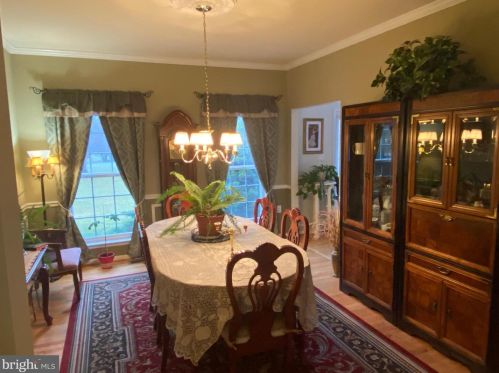 35 Clifford Ct, Harpers Ferry WV  25425-3102 exterior