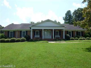 3604 Old Us 421 Hwy, Footsville, NC 27055-8031