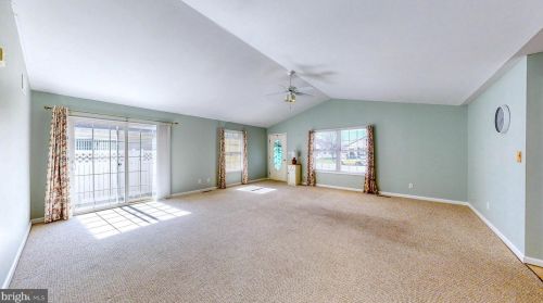 81 Planters Run Ct, Dover DE  19901-5874 exterior