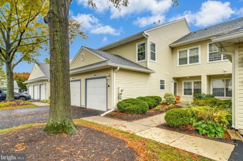 1905 Lynbrooke Dr, Yardley, PA 19067-7267