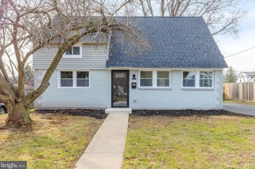 1502 Bondridge Rd, Wilmington, DE 19805-1230