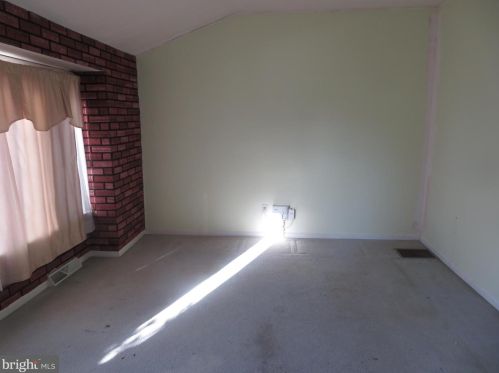 1201 Simpson Ave, West Deptford, NJ 08063-1443