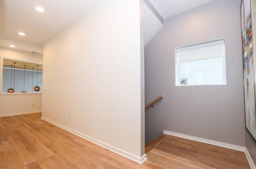 2872 Erie Ave, Cincinnati OH 45227-2735 exterior