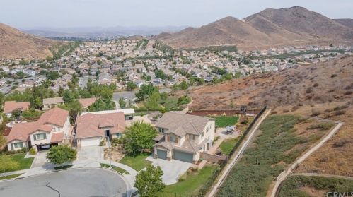 34200 Nandina Ct, Lake Elsinore CA  92532-2954 exterior