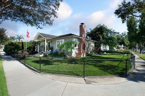 4817 Hedda St, Lakewood, CA 90712-1262