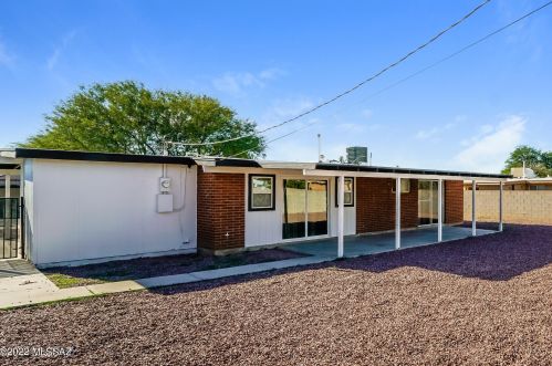 3341 Elson Ave, Tucson AZ  85730-2206 exterior