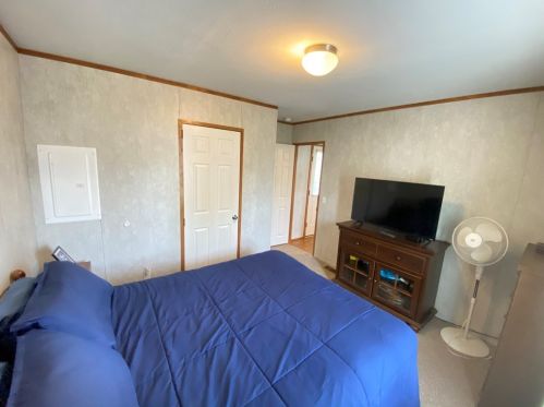 176 Cardinal Dr, Jeannette PA  15644-3191 exterior