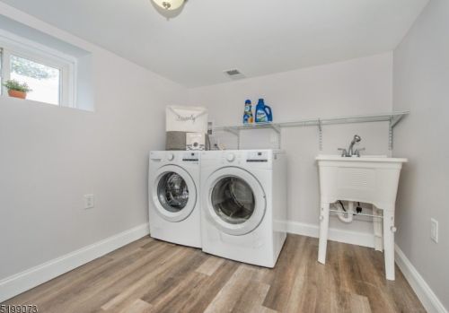 756 Drake Ave, Roselle NJ  07203-2218 exterior