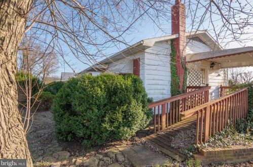 129 Bixlers Ferry Rd, Richmond National Battlefiel VA  22835-1803 exterior