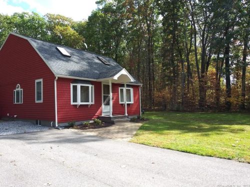 346 Maple St, Litchfield CT  06759-3106 exterior