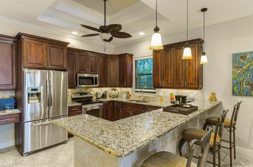 538 104th Ave, Naples FL  34108-3225 exterior