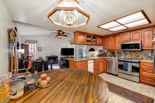 11029 Chemo River Ct, Rancho Cordova CA  95670-2703 exterior