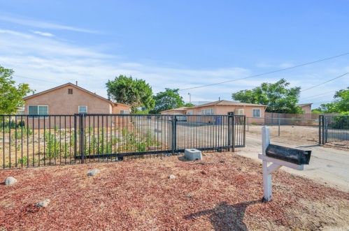 2174 Lincoln Ave, San Bernardino, CA 92411-1038