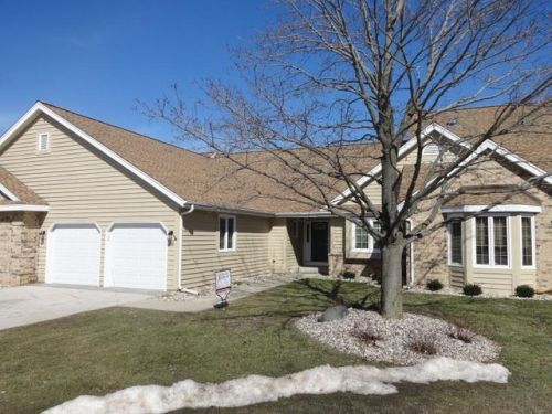 846 Shoal Crk, Waterford, WI 53185-4055