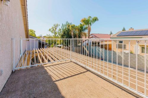 9004 Bremerton Ct, Bakersfield CA 93312-4441 exterior