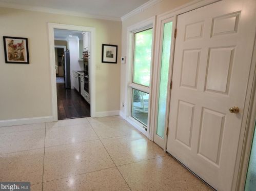 107 Quintynnes Dr, Wilmington DE  19807-1435 exterior