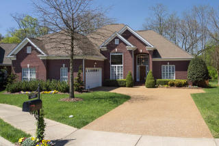 6205 Palomar Ct, Nashville, TN 37211-7482
