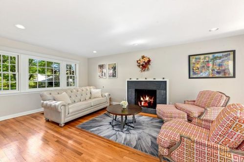 13 Old Orchard Rd, Rye Brook NY  10573-1133 exterior