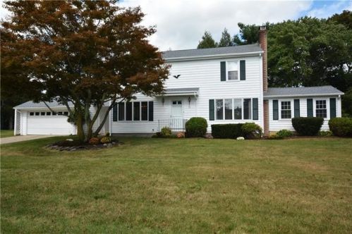 51 Thomas Leighton Blvd, Cumberland, RI 02864-2234