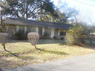 16066 Martin St, Blountstown, FL 32424-2626