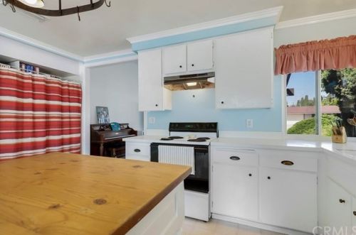 4522 Charleville Cir, Irvine CA 92604-2329 exterior